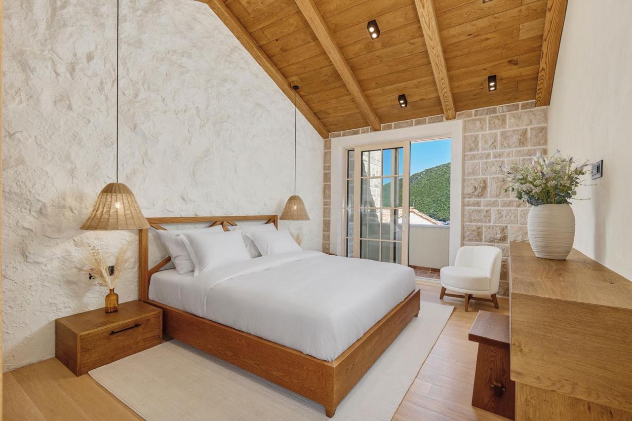  Image of Villa - 3 Bedrooms - 3 Bathrooms for Residential For Sale in Herceg-Novi-Lustica-Montenegro, Image 27